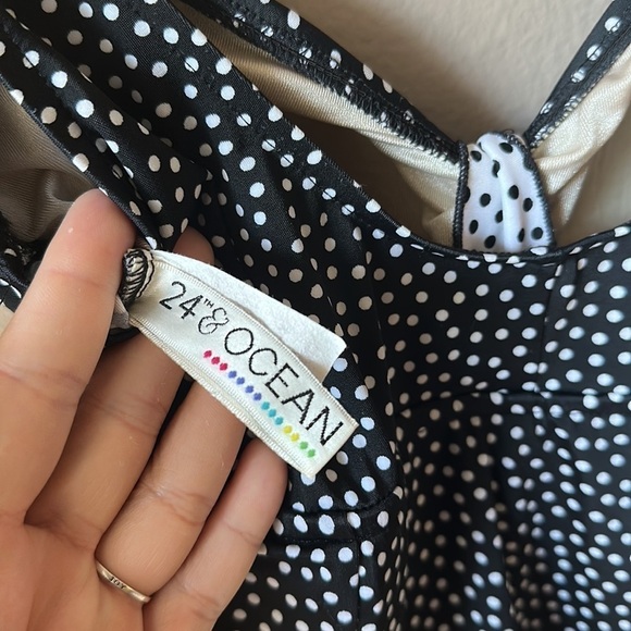 24TH & OCEAN Polka Dot Tie Front One Piece Swimsuit - Picture 7 of 7